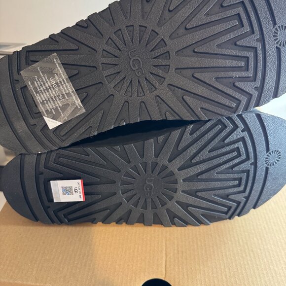 Ugg Classic Dipper Platform Boot Women Authentic NEW Price is Firm - Picture 8 of 8